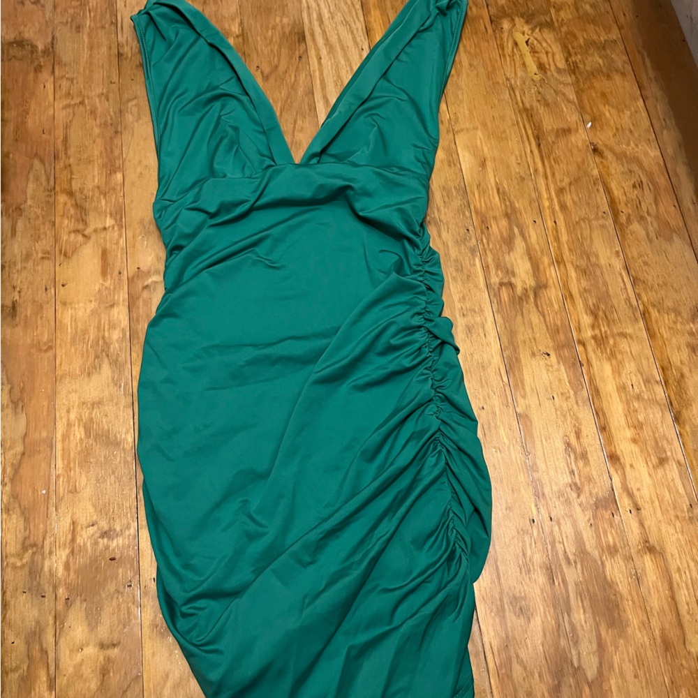 Body-con dress. Size medium
